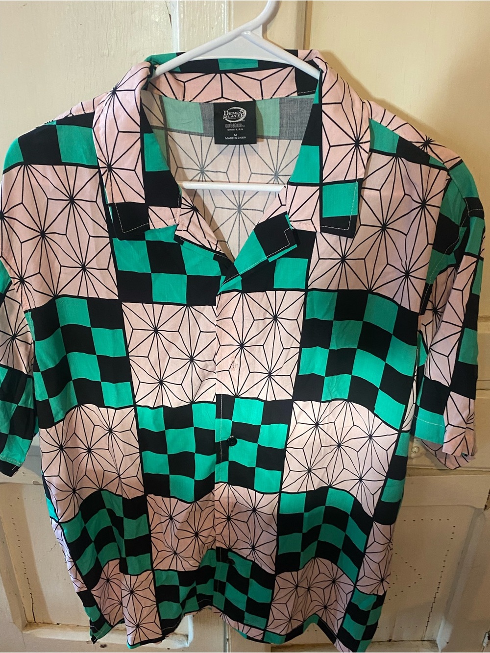 Demon Slayer Kimetsu no Yaiba Shirt Tanjiro Nezuko Pattern Rayon
Button Up Small